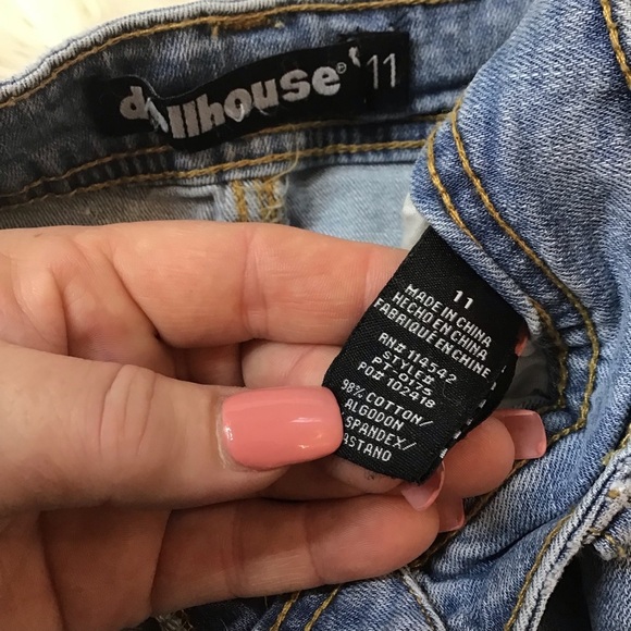 Dollhouse Asymmetrical Distressed Raw Hem Stretch Denim Mini Skirt Size 11 - Picture 8 of 8